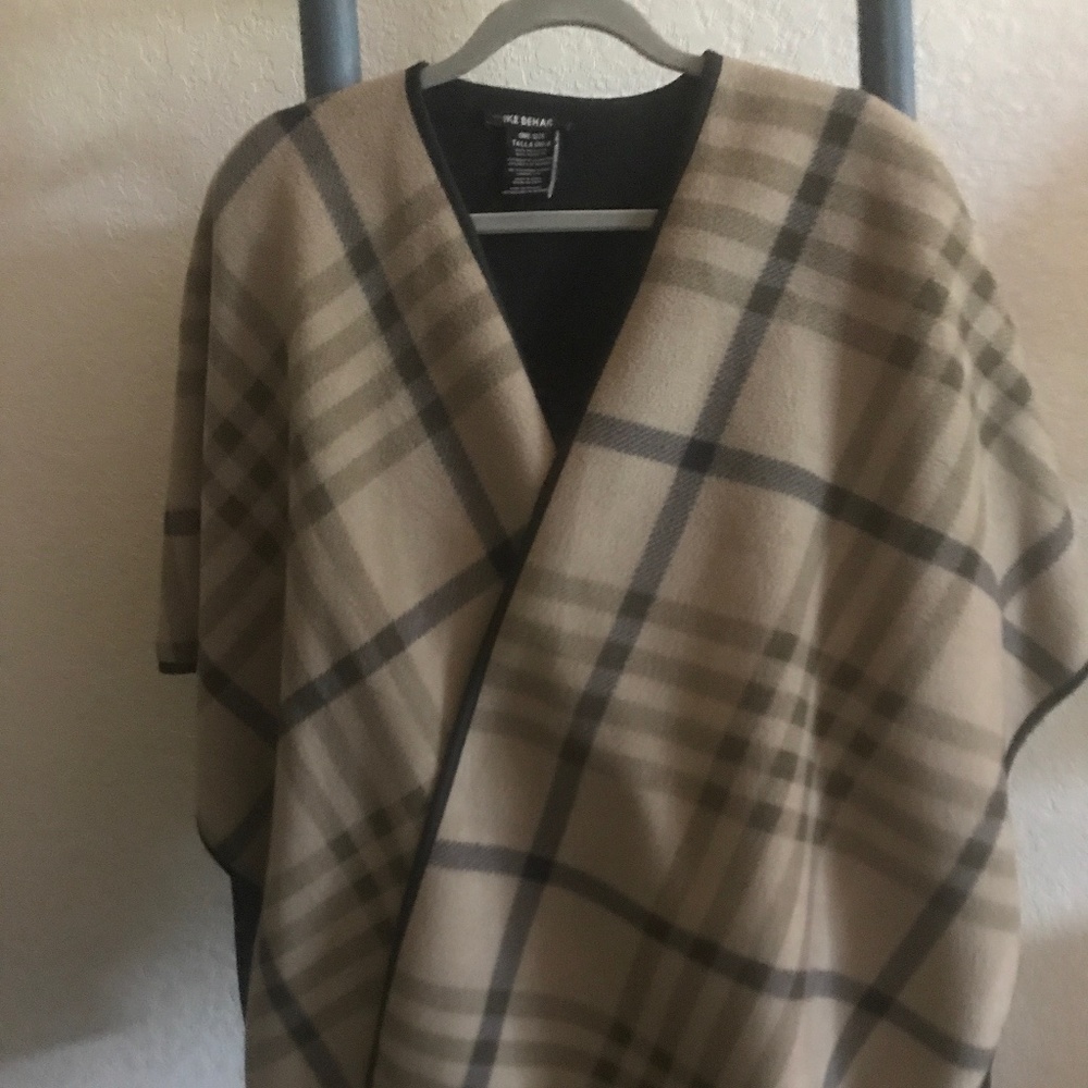 Ike Behar wrap